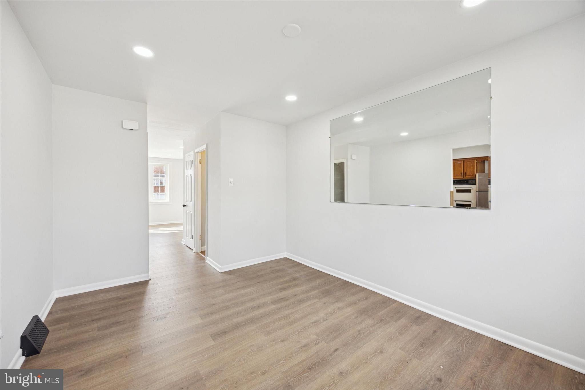 WALTON PARK - Residential