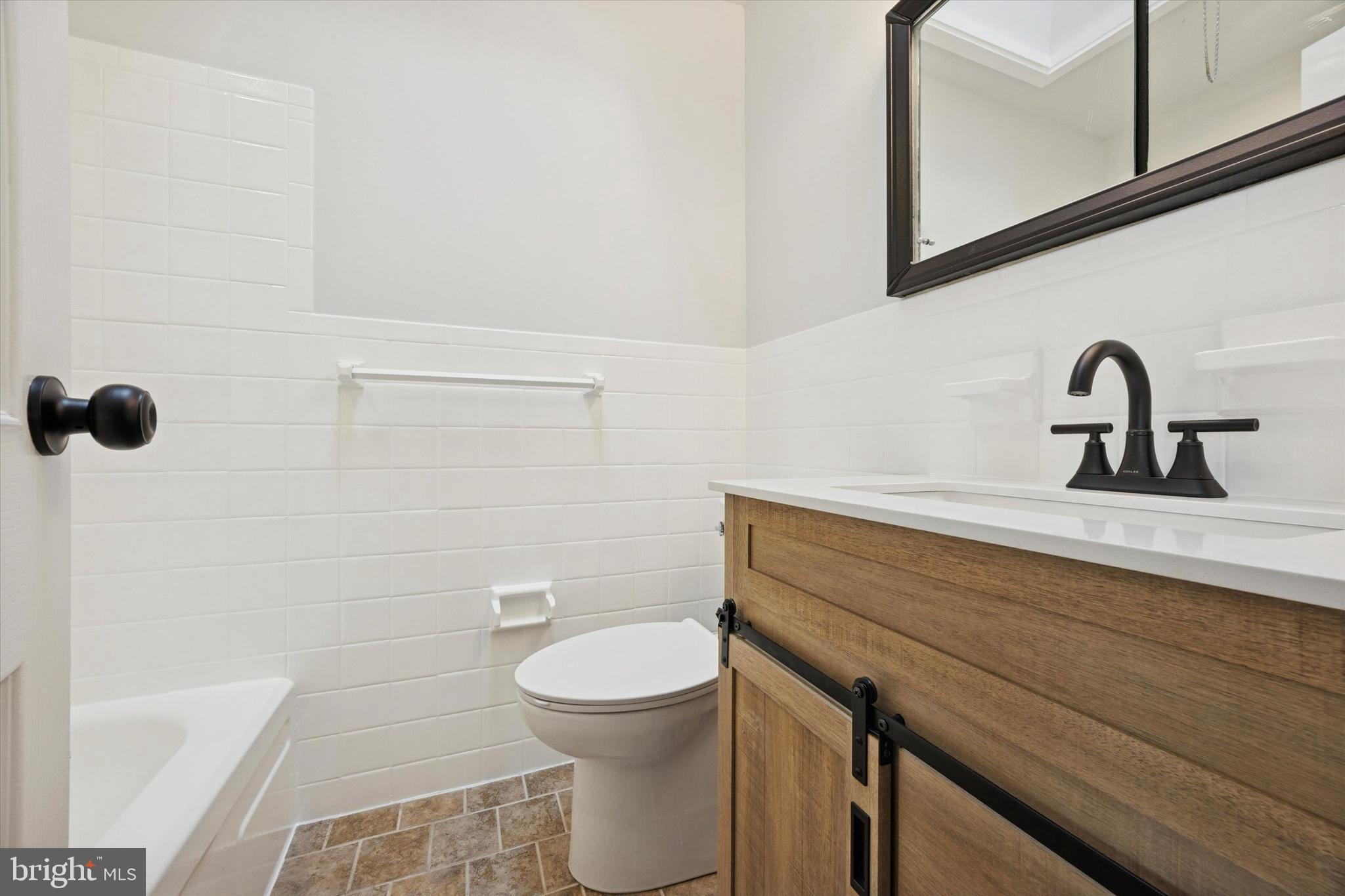 WALTON PARK - Residential