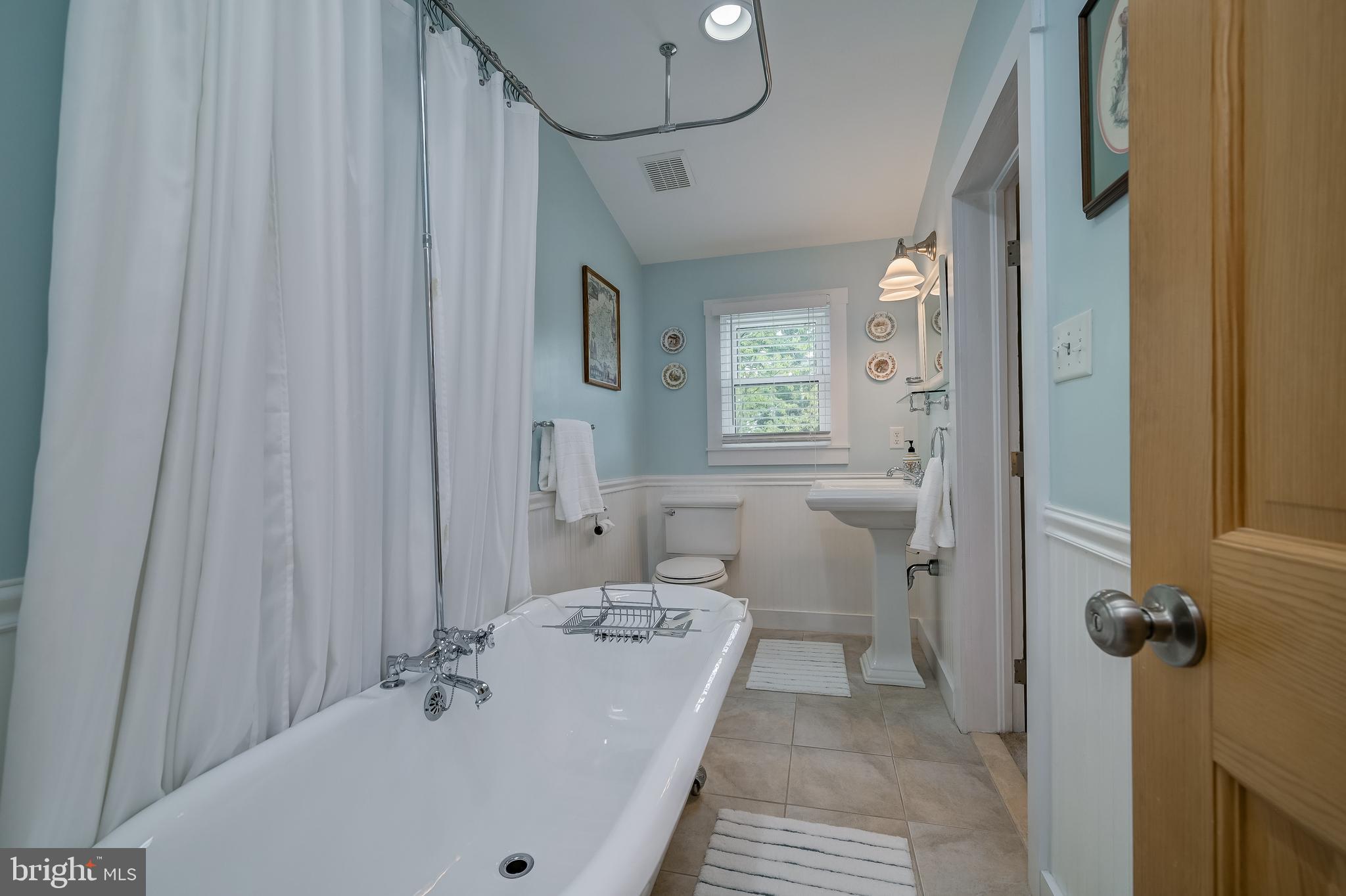 CATONSVILLE - Residential