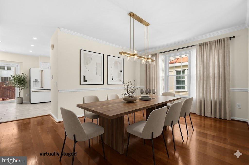 SEVEN OAKS - Residential