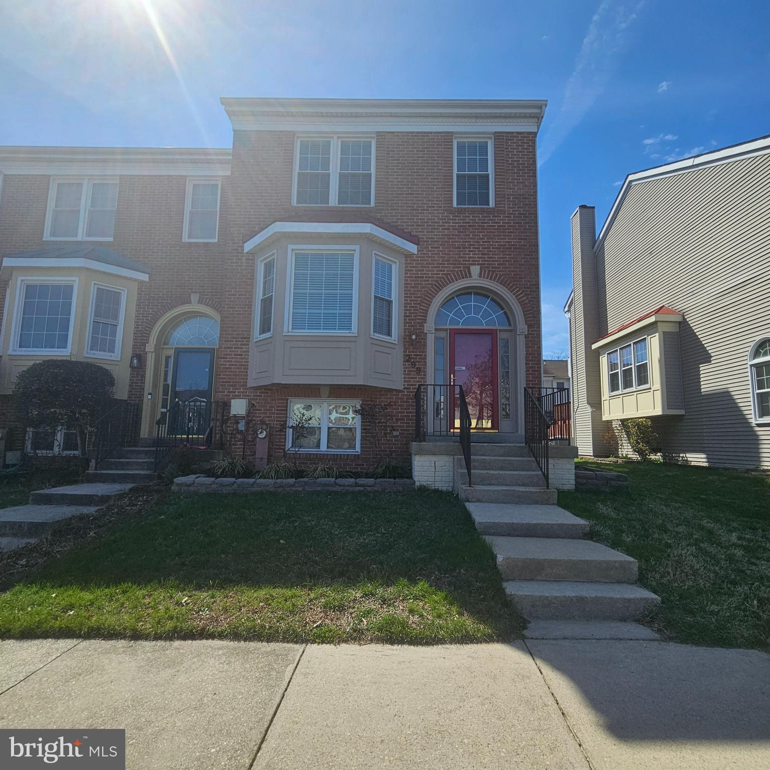 SEVEN OAKS - Residential