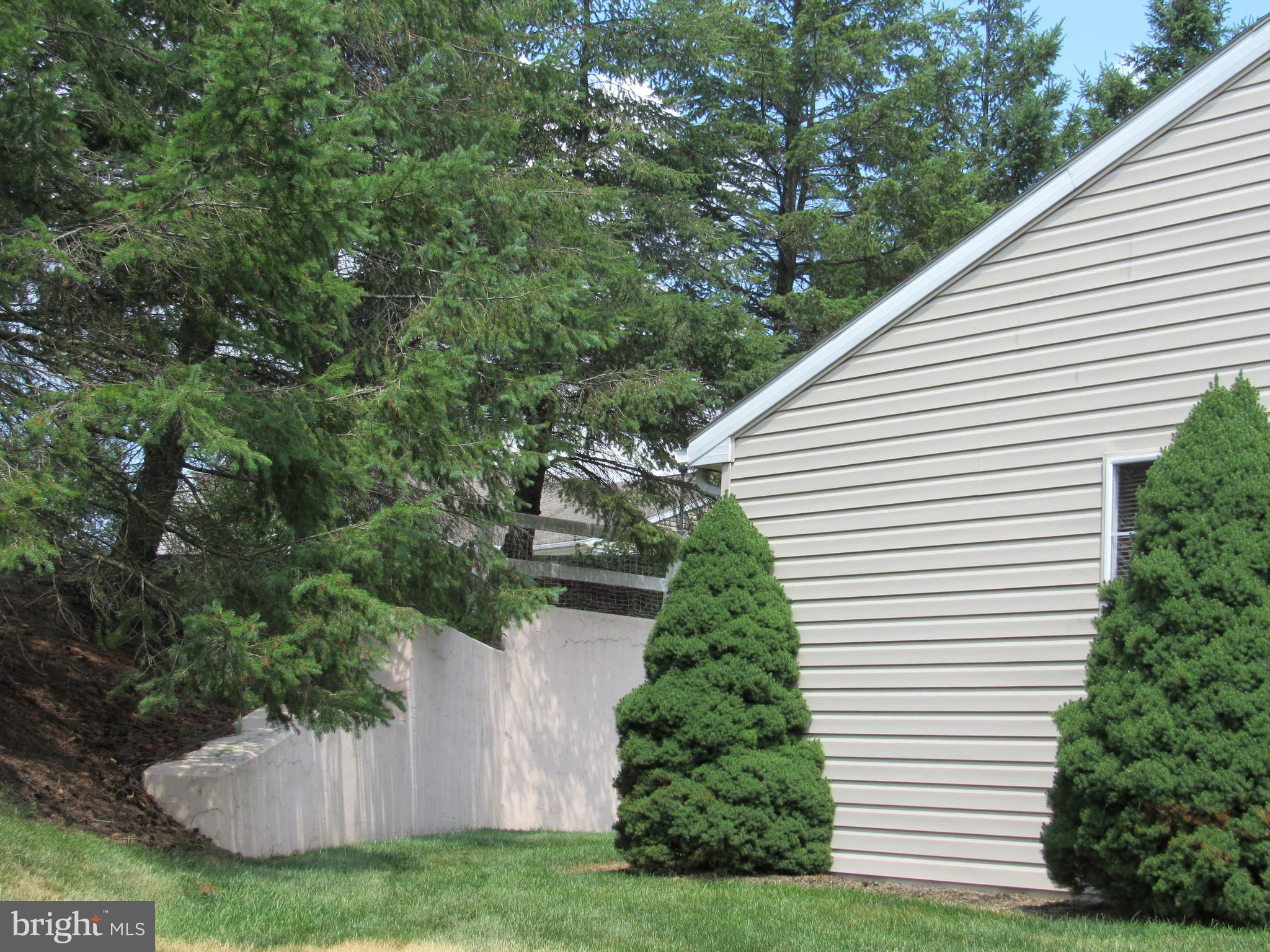 EQUINE MEADOWS - Residential