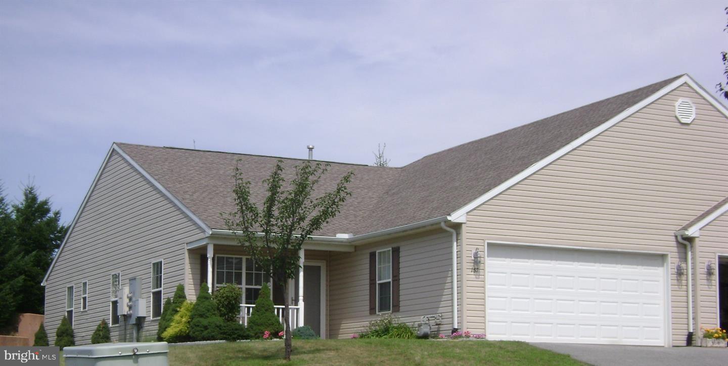 EQUINE MEADOWS - Residential