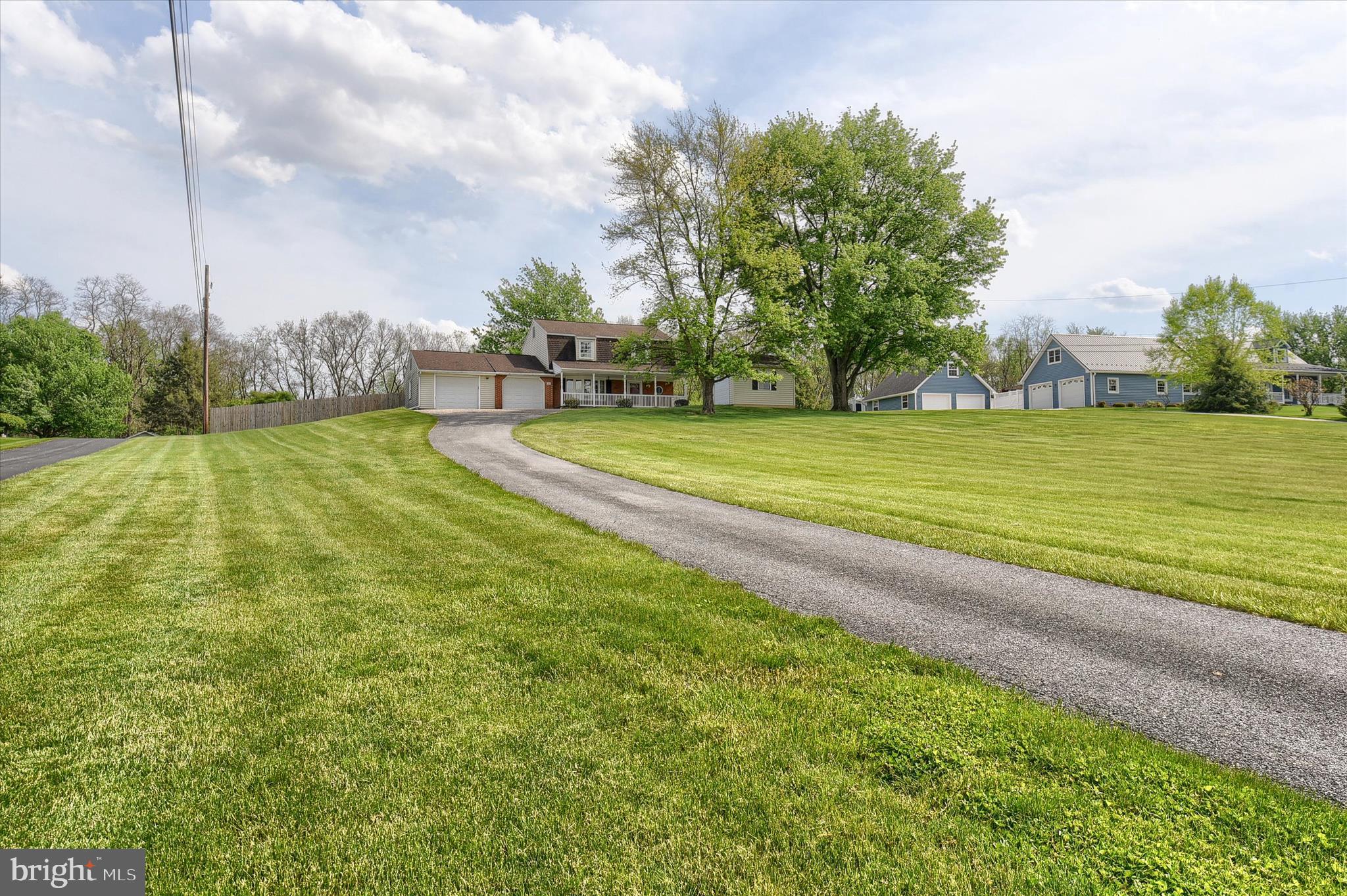 810 CREEK ROAD