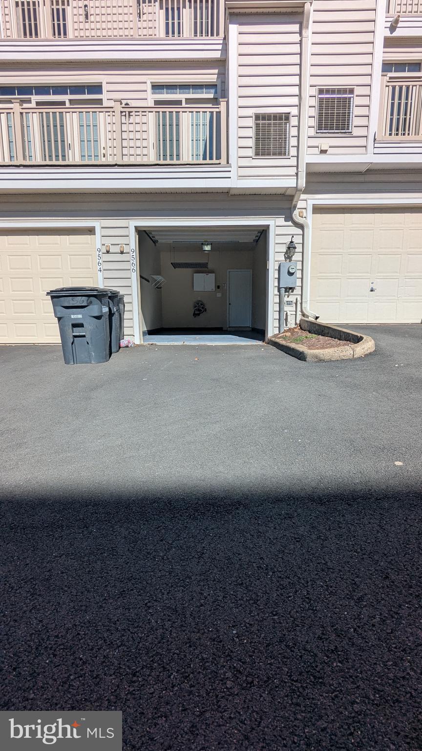 THE TOWNES CONDOMINIUM - Residential