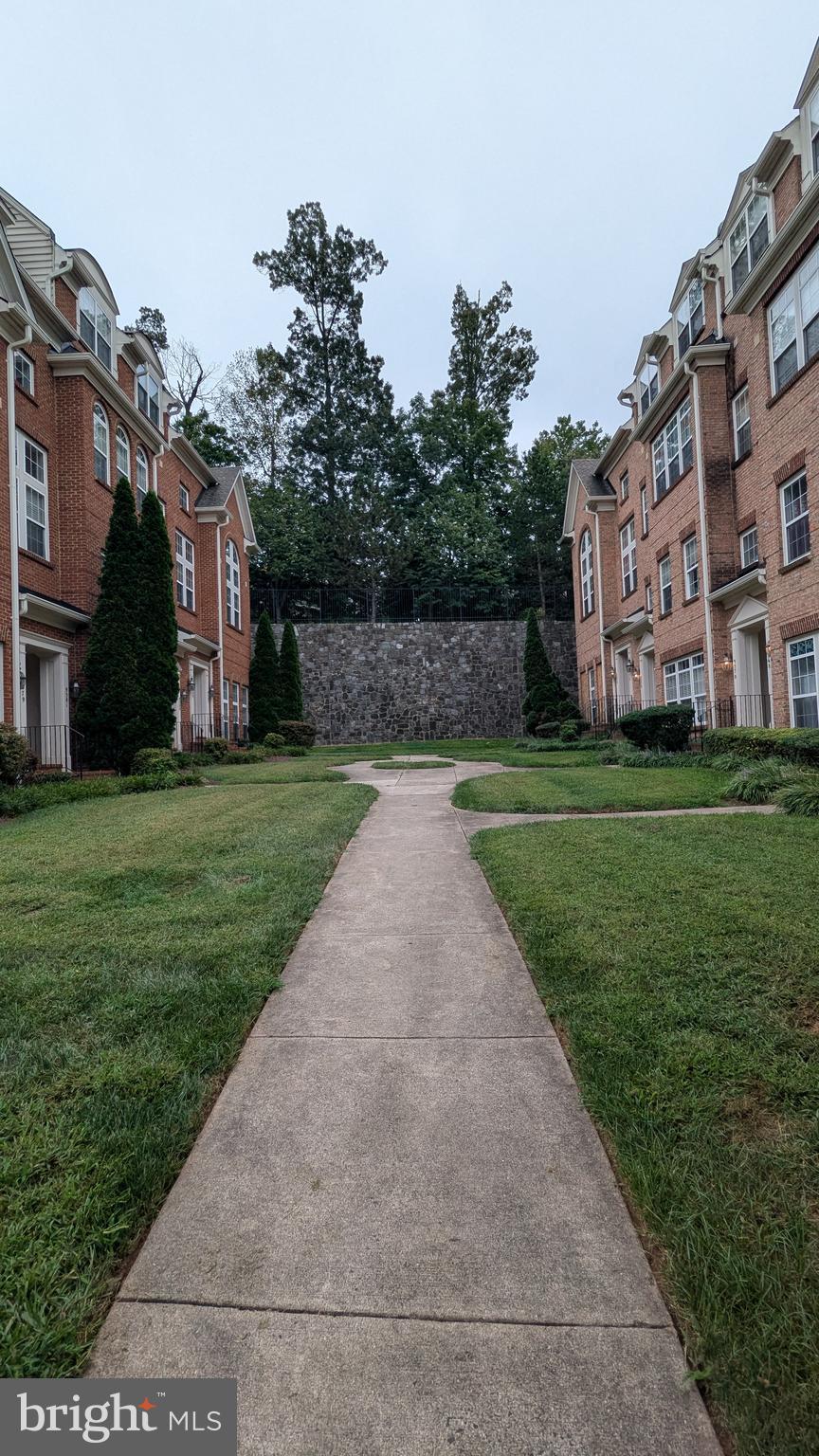 THE TOWNES CONDOMINIUM - Residential