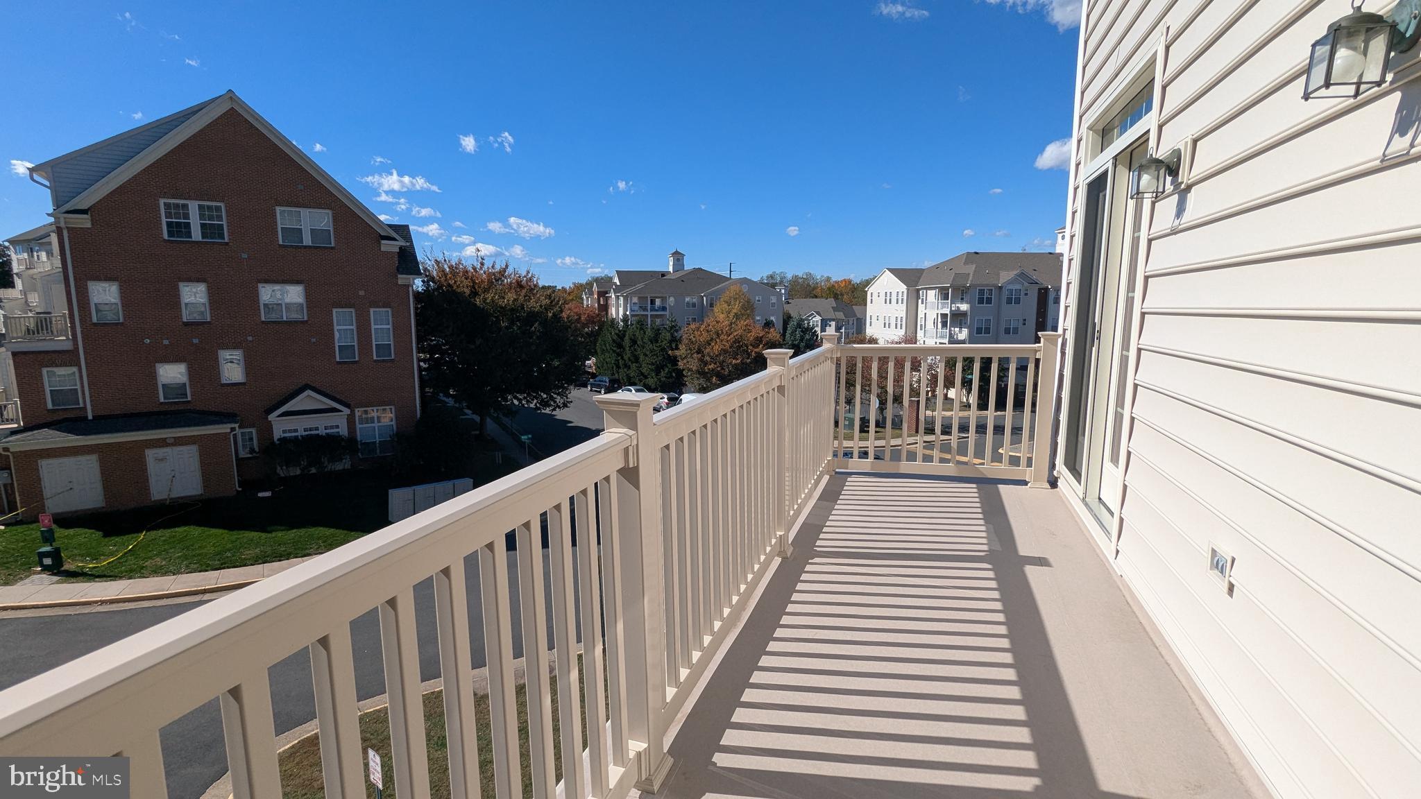 THE TOWNES CONDOMINIUM - Residential