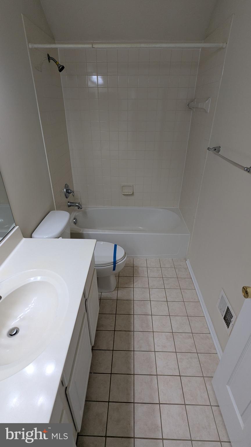 THE TOWNES CONDOMINIUM - Residential