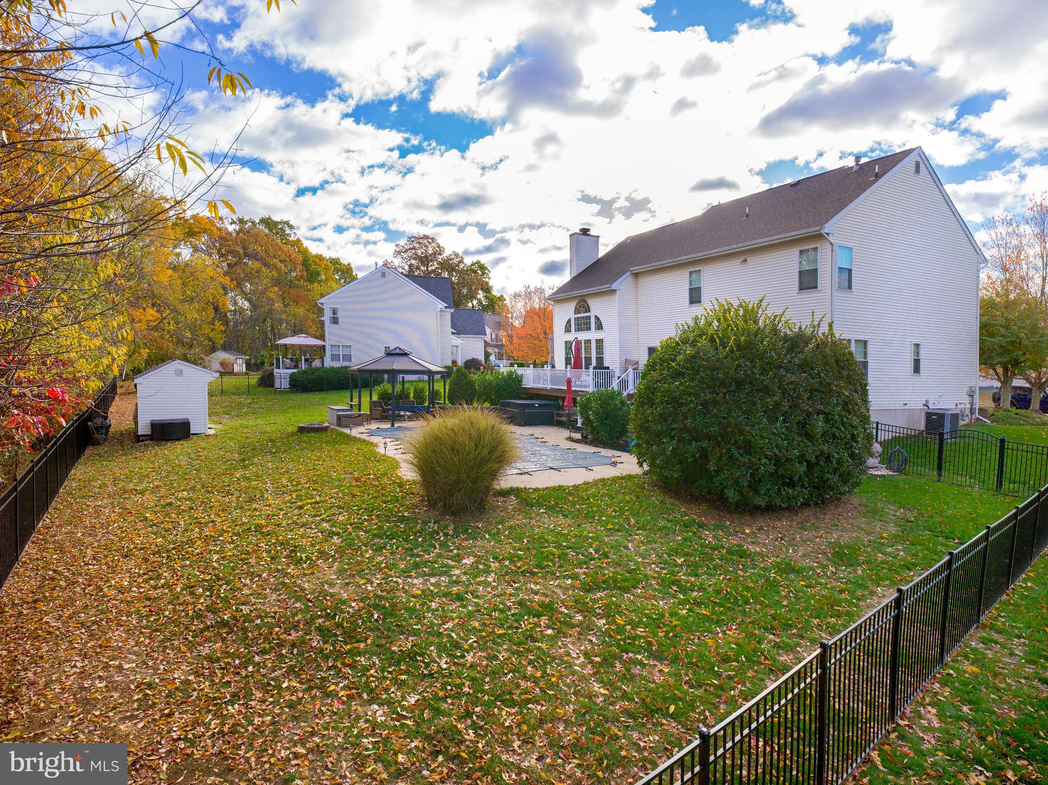 STARFIELD - Residential