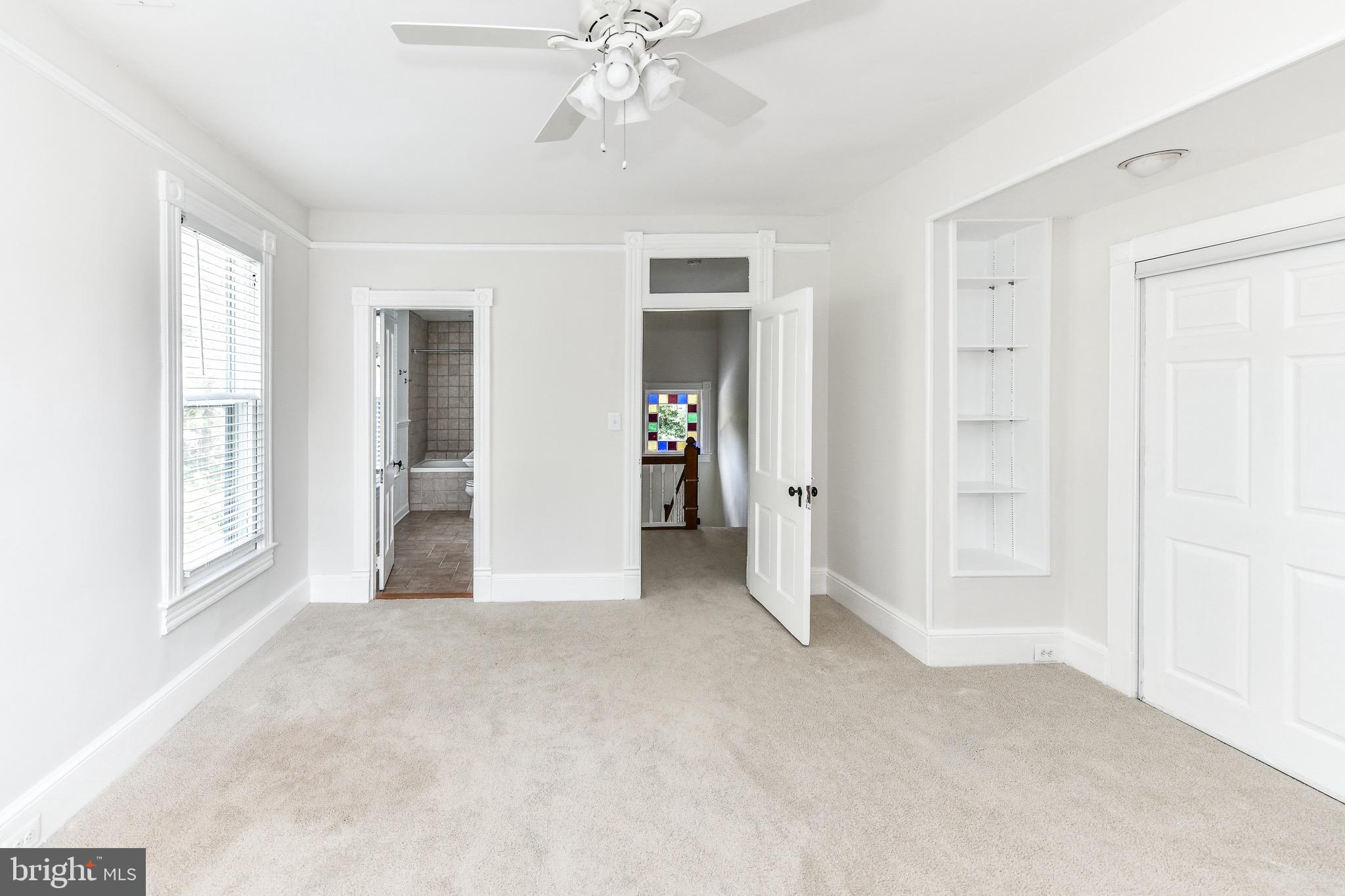 DUNN LORING - Residential Lease