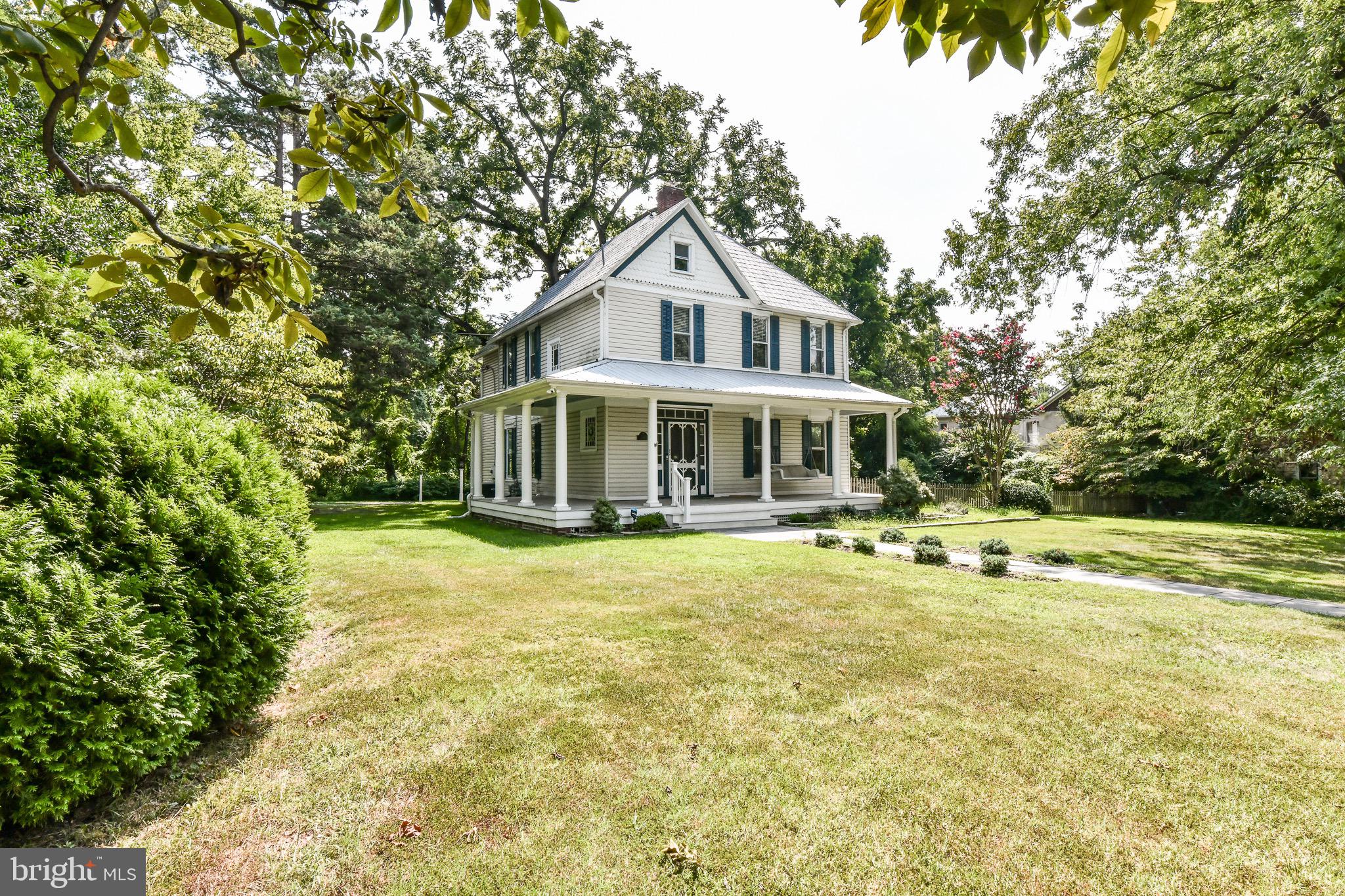 DUNN LORING - Residential Lease