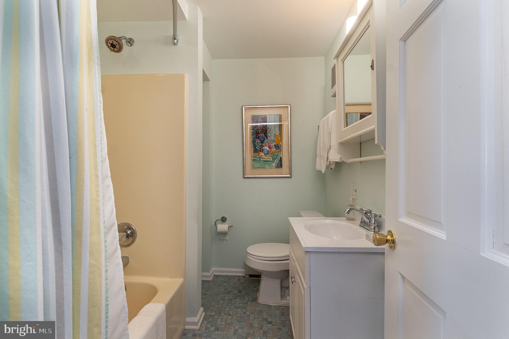 BROAD CREEK - Residential