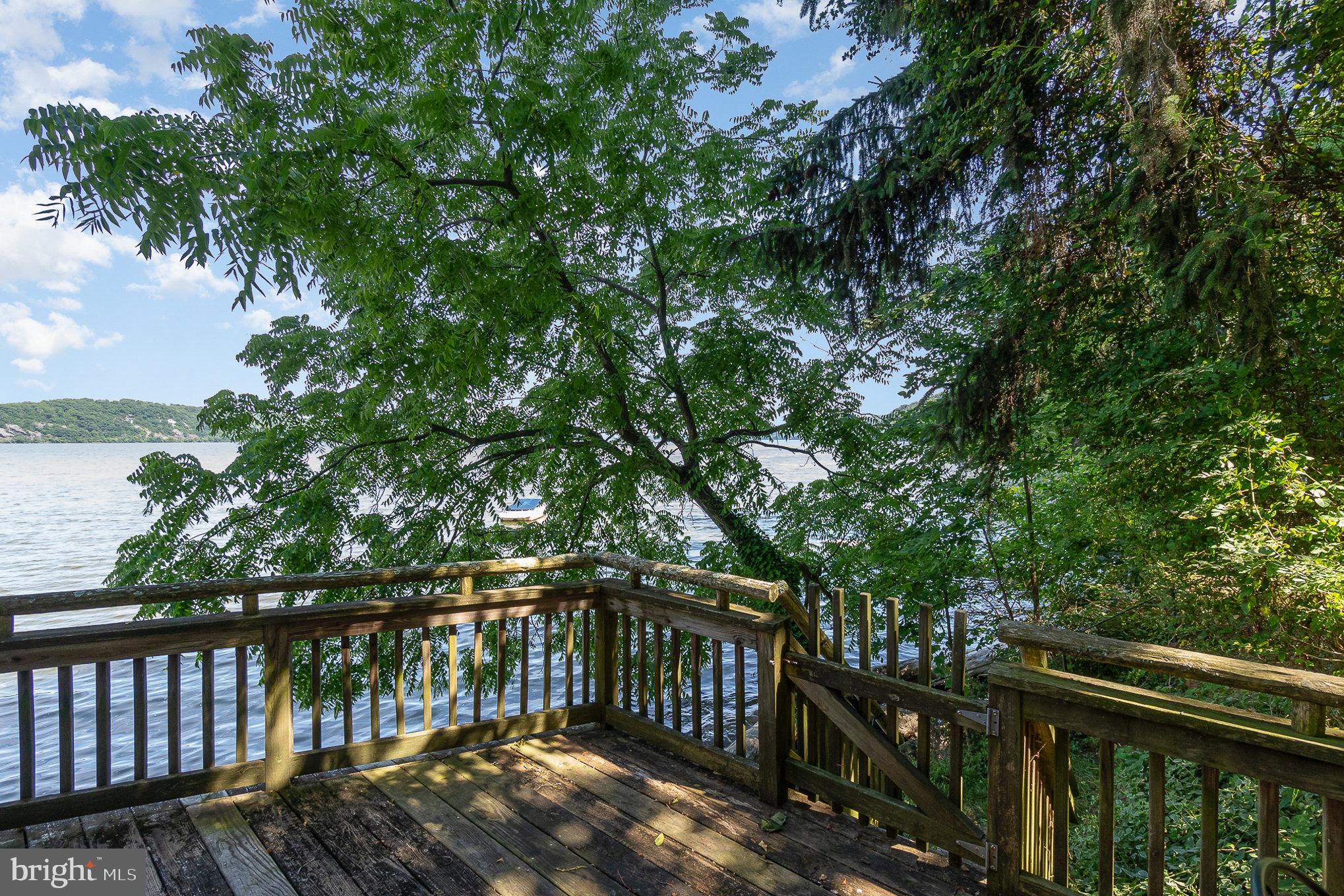 BROAD CREEK - Residential