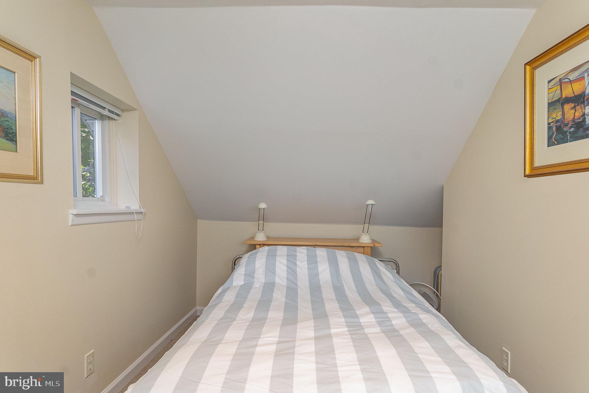 BROAD CREEK - Residential