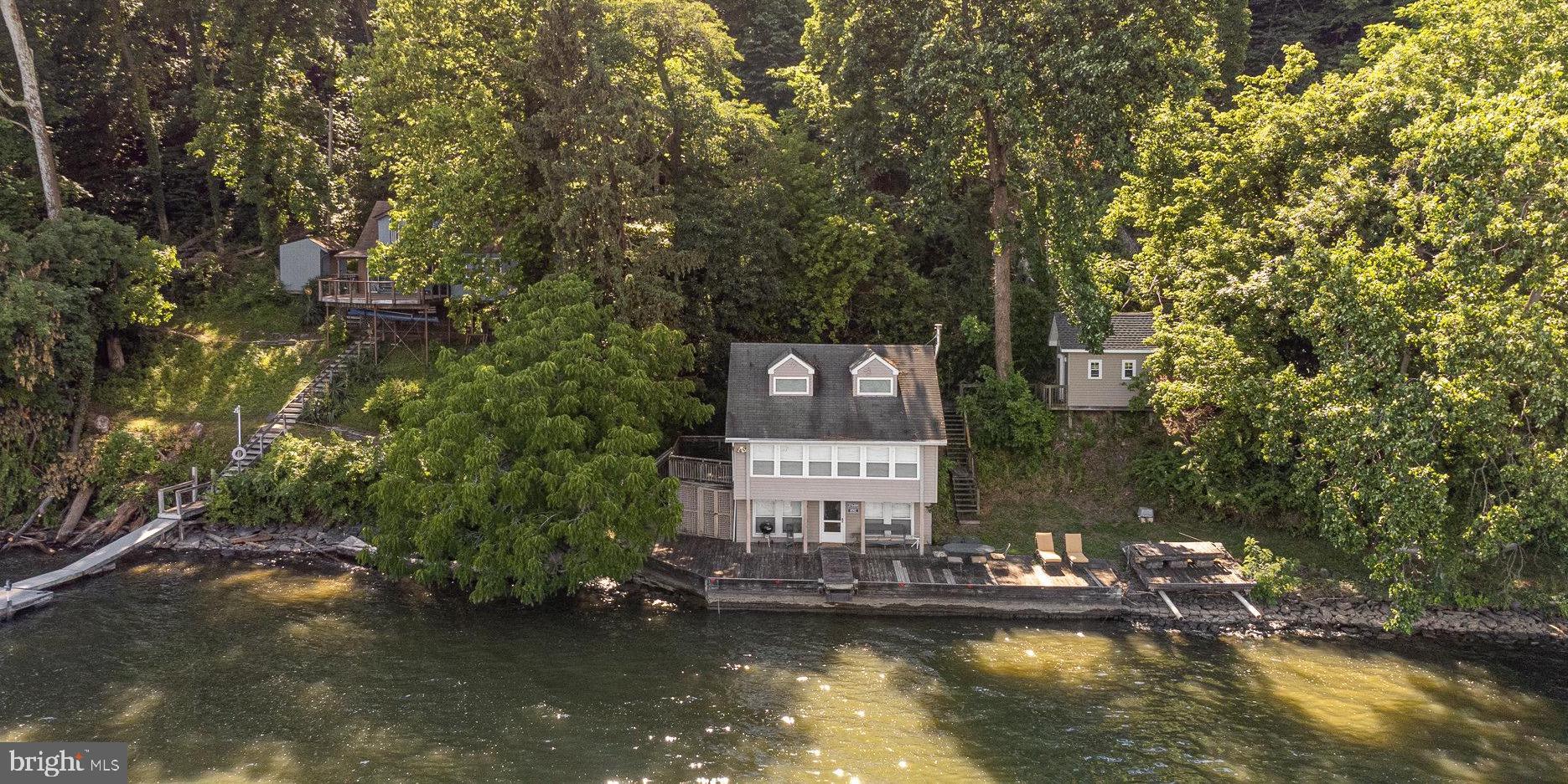 BROAD CREEK - Residential