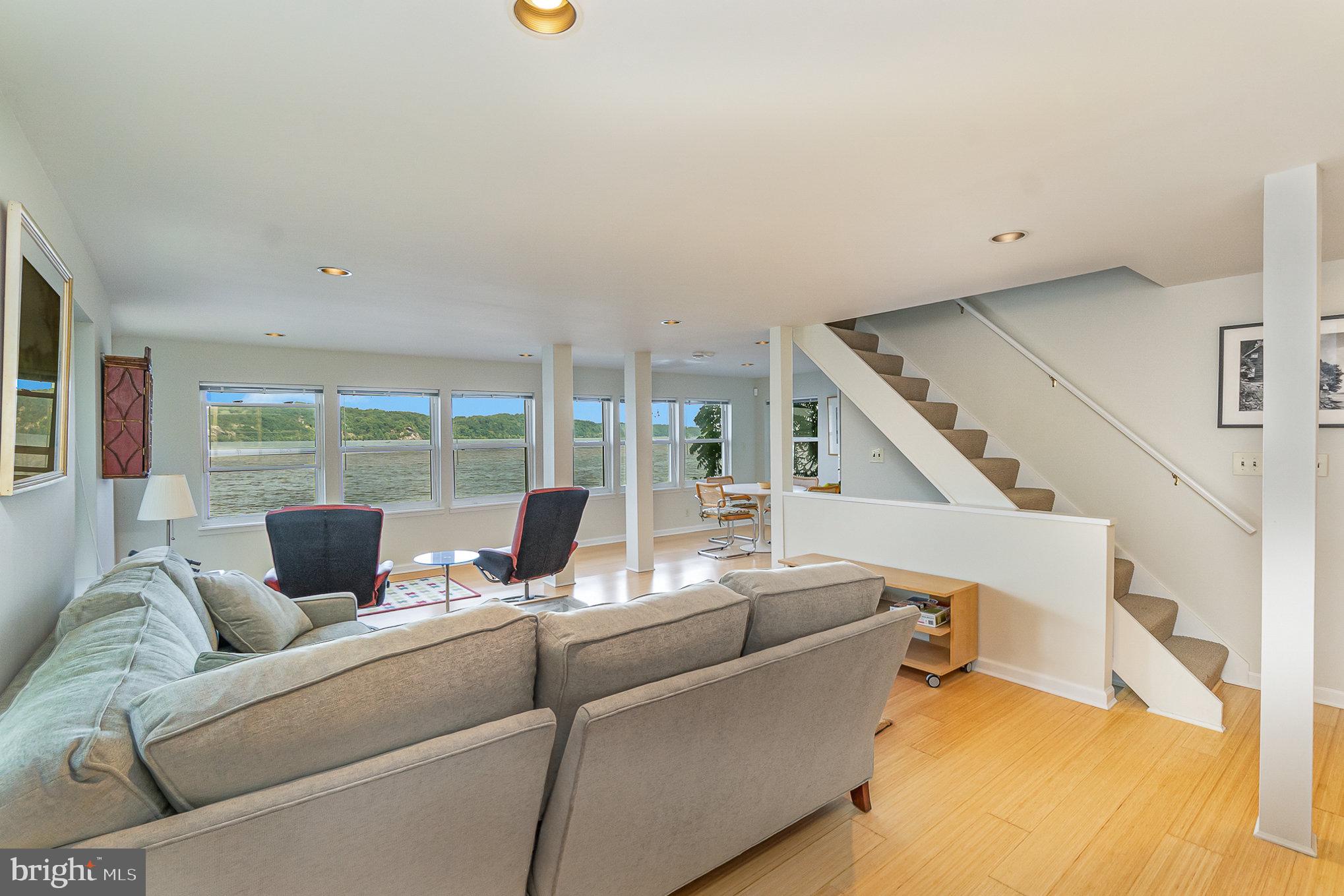 BROAD CREEK - Residential