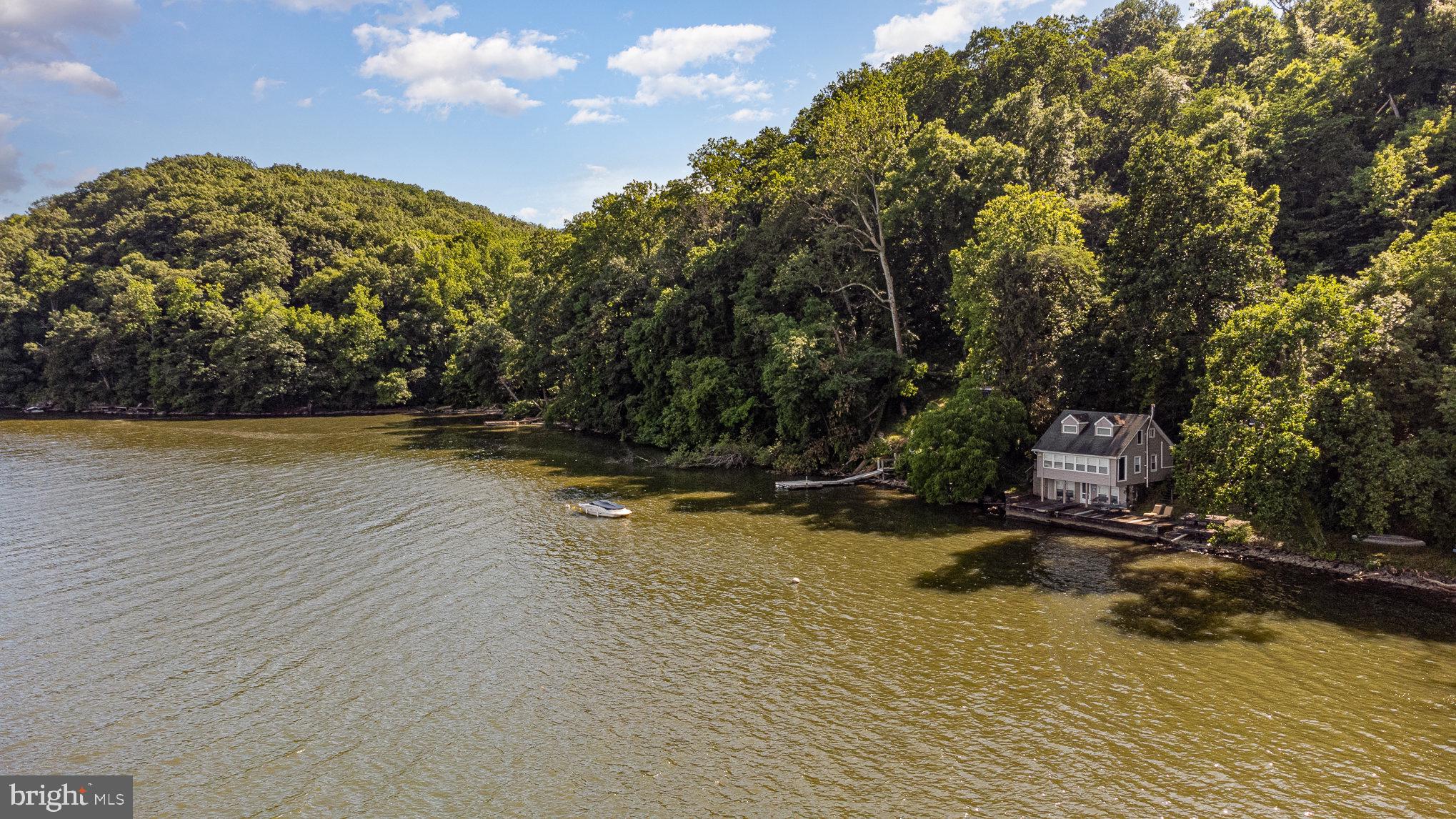 BROAD CREEK - Residential