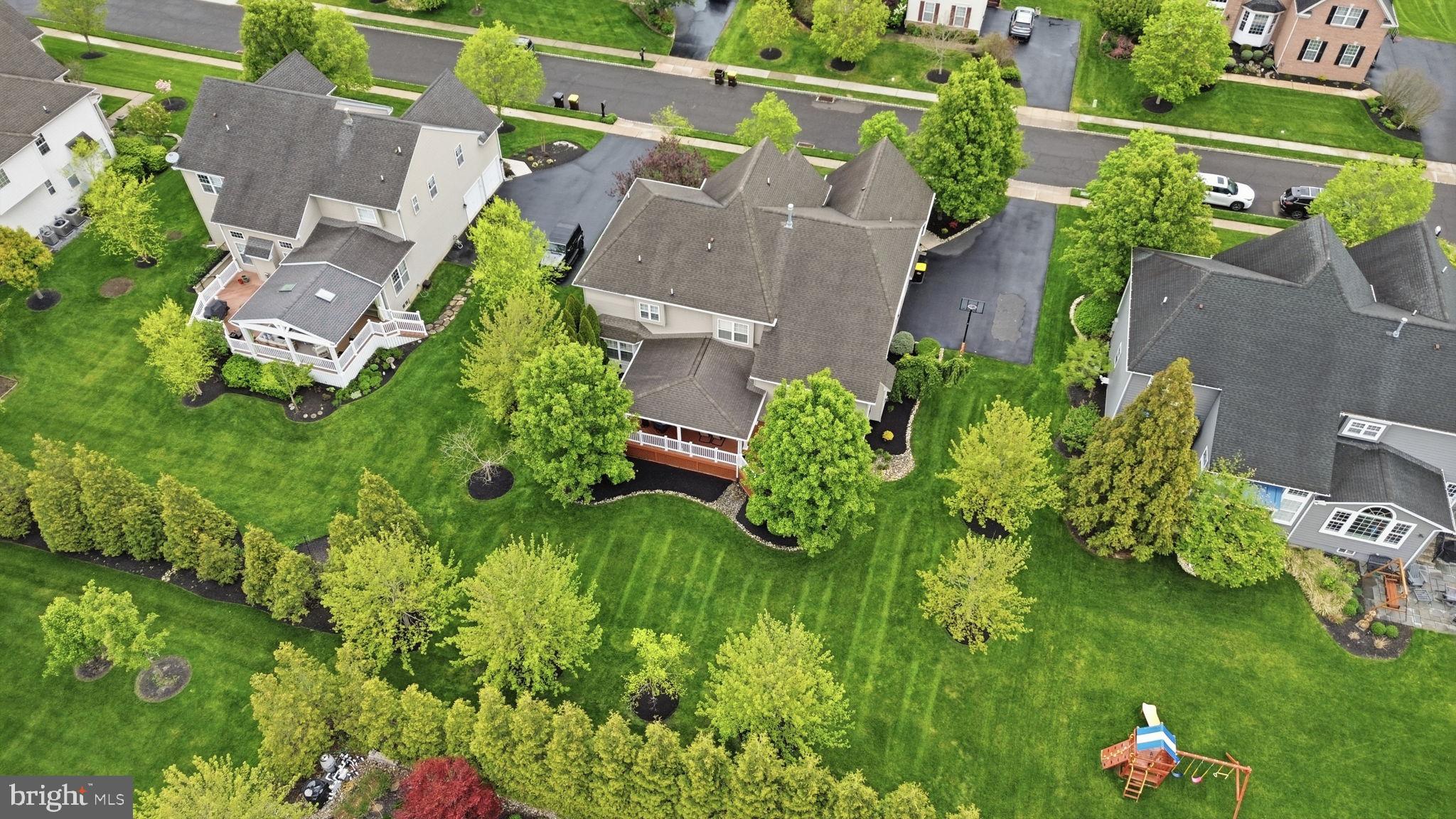 DEVONSHIRE ESTATES - Residential