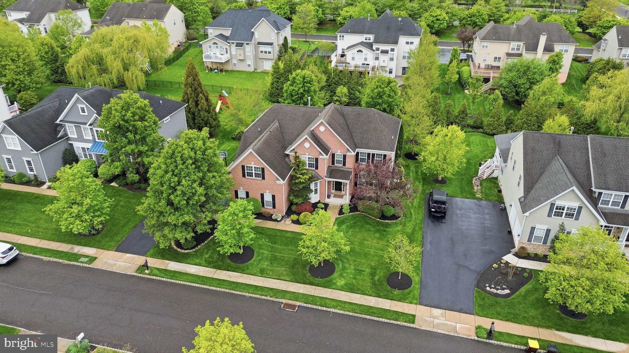 DEVONSHIRE ESTATES - Residential