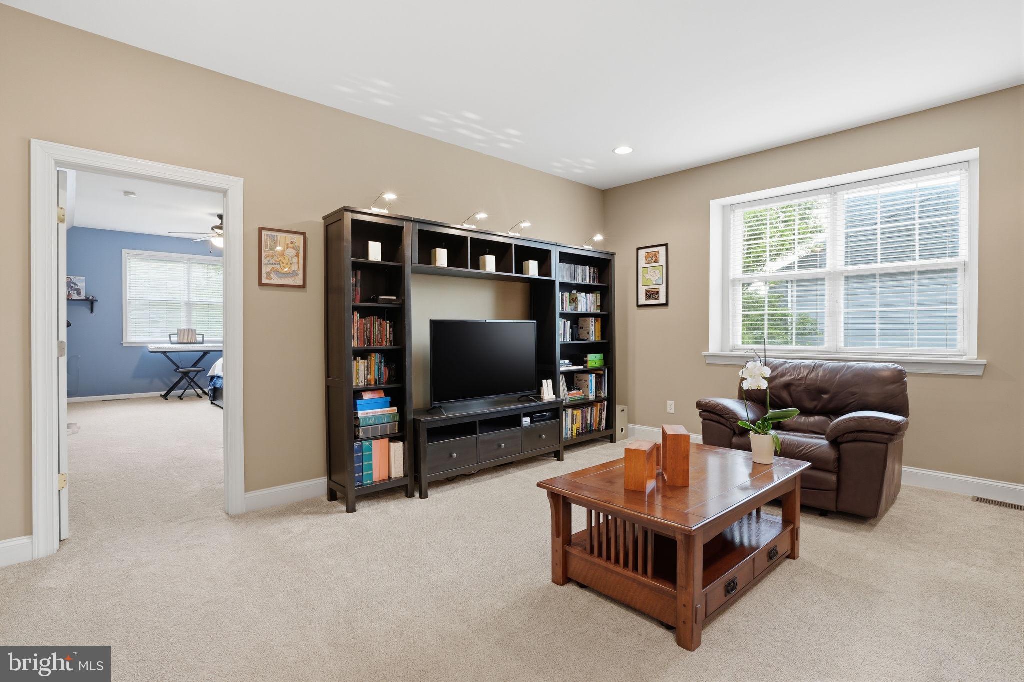 DEVONSHIRE ESTATES - Residential