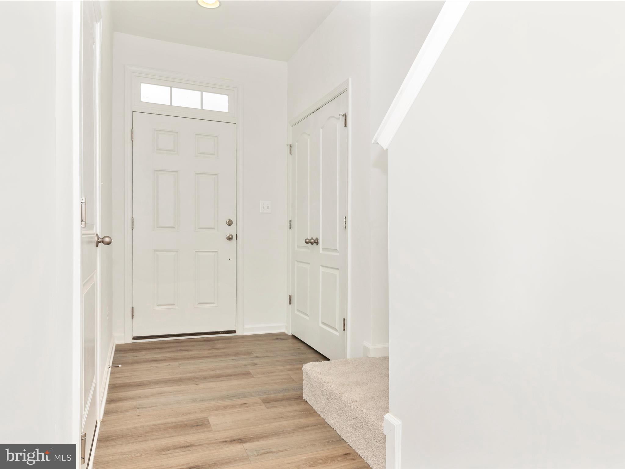 HUNTFIELD - Residential Lease