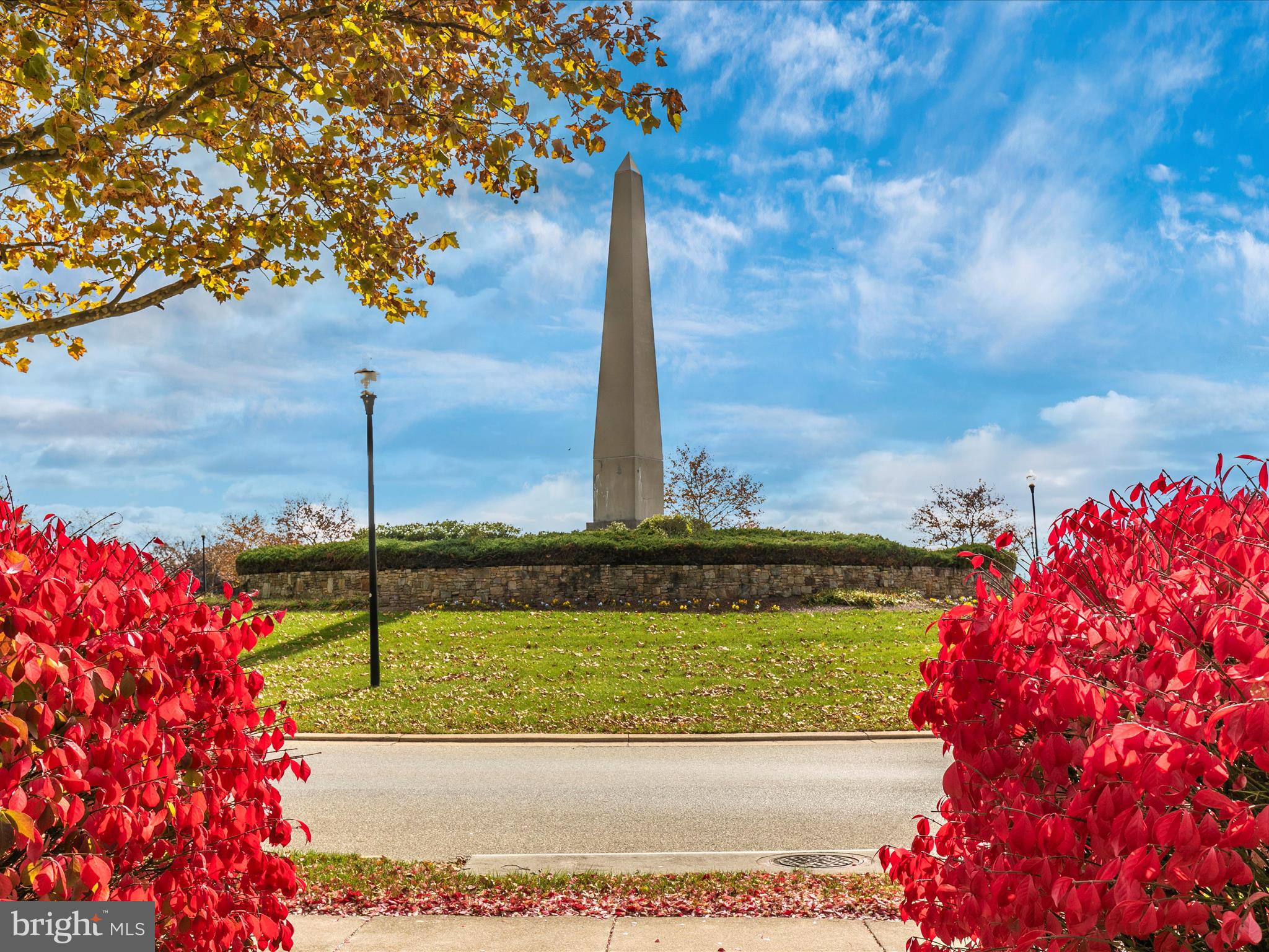 HUNTFIELD - Residential Lease