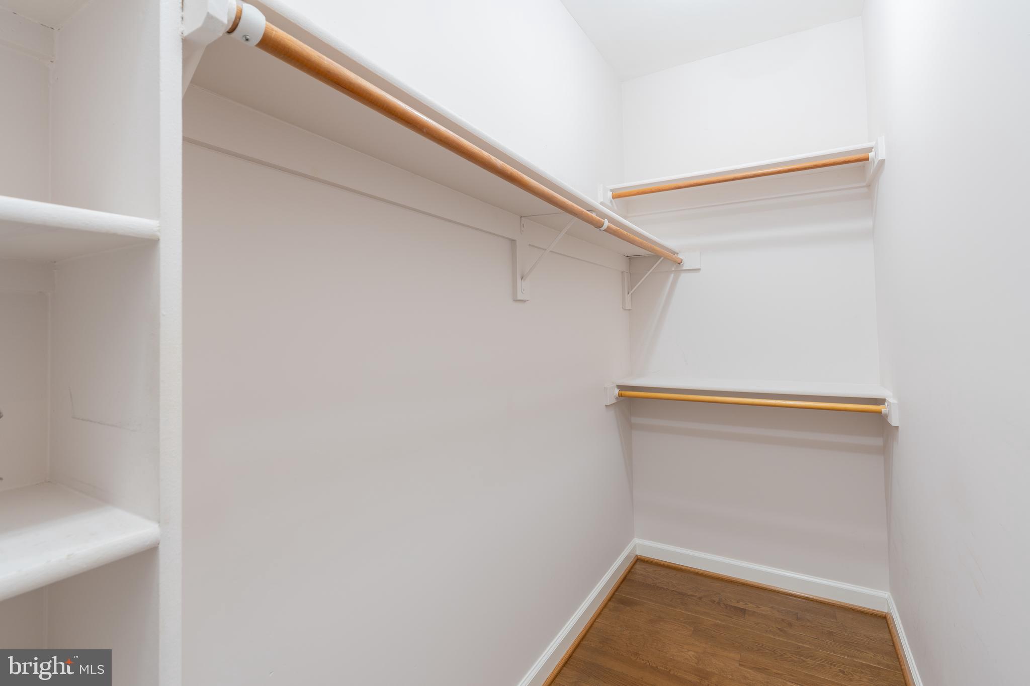 MCLEAN PLACE TOWNHOME - Residential Lease