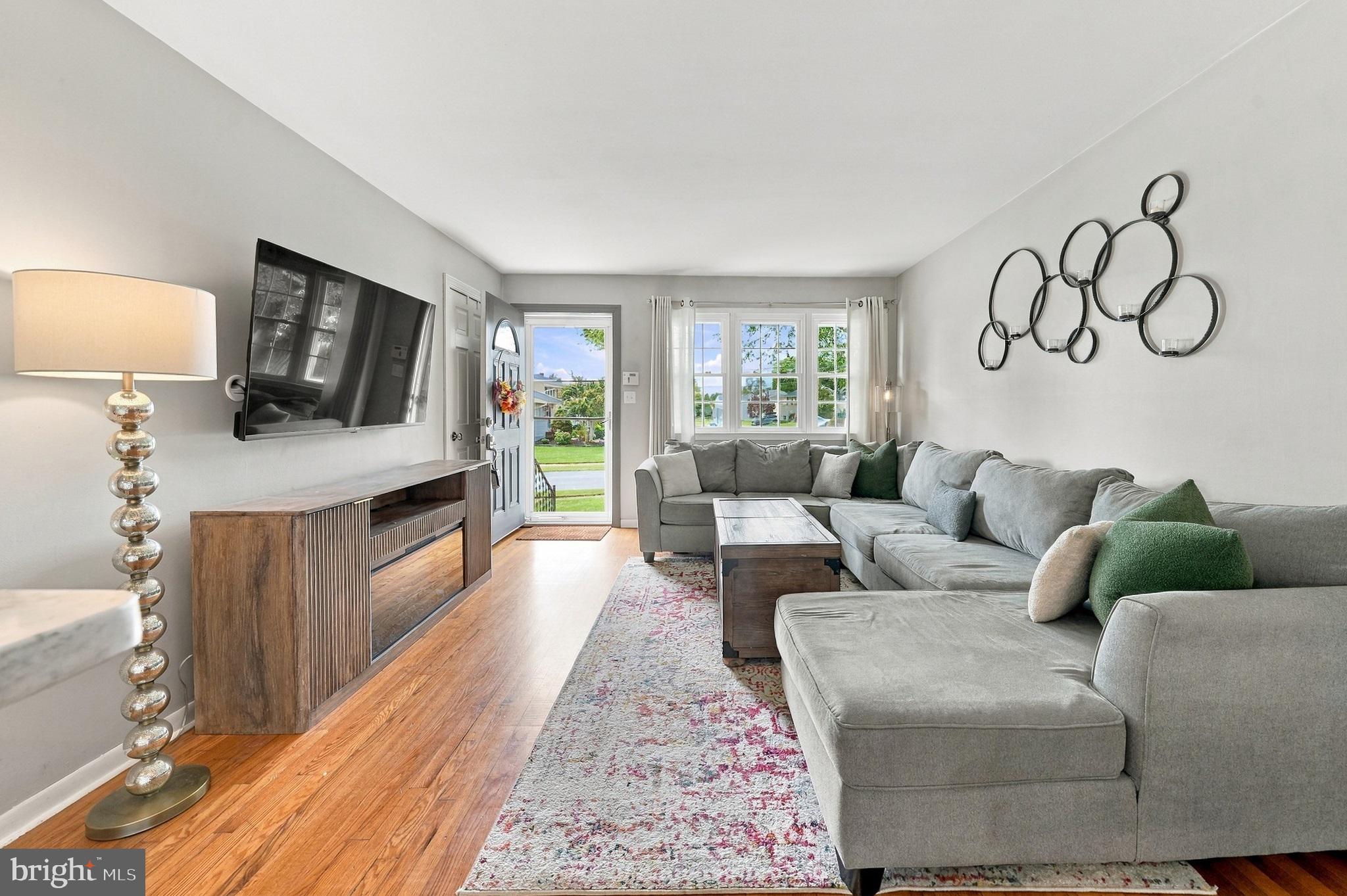 1412 OAK HILL DRIVE