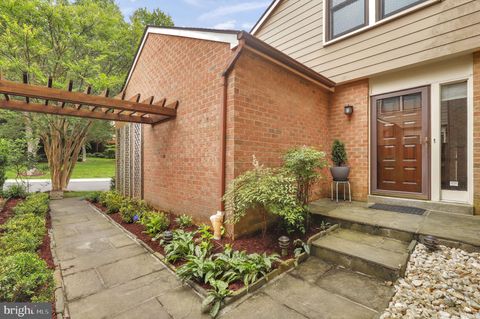6430 WISHBONE TERRACE CABIN JOHN MD 20818