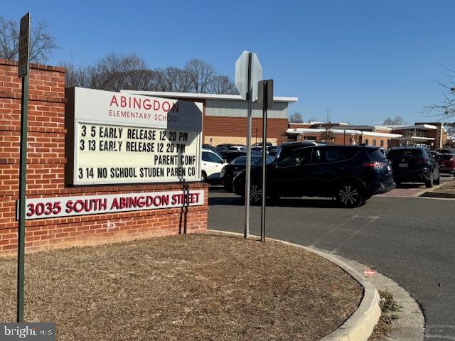 FAIRLINGTON VILLAGES - Residential