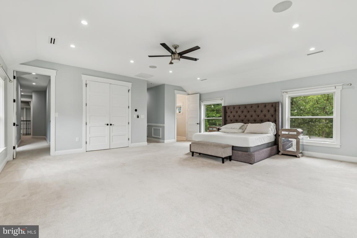 LINCOLNIA PARK - Residential