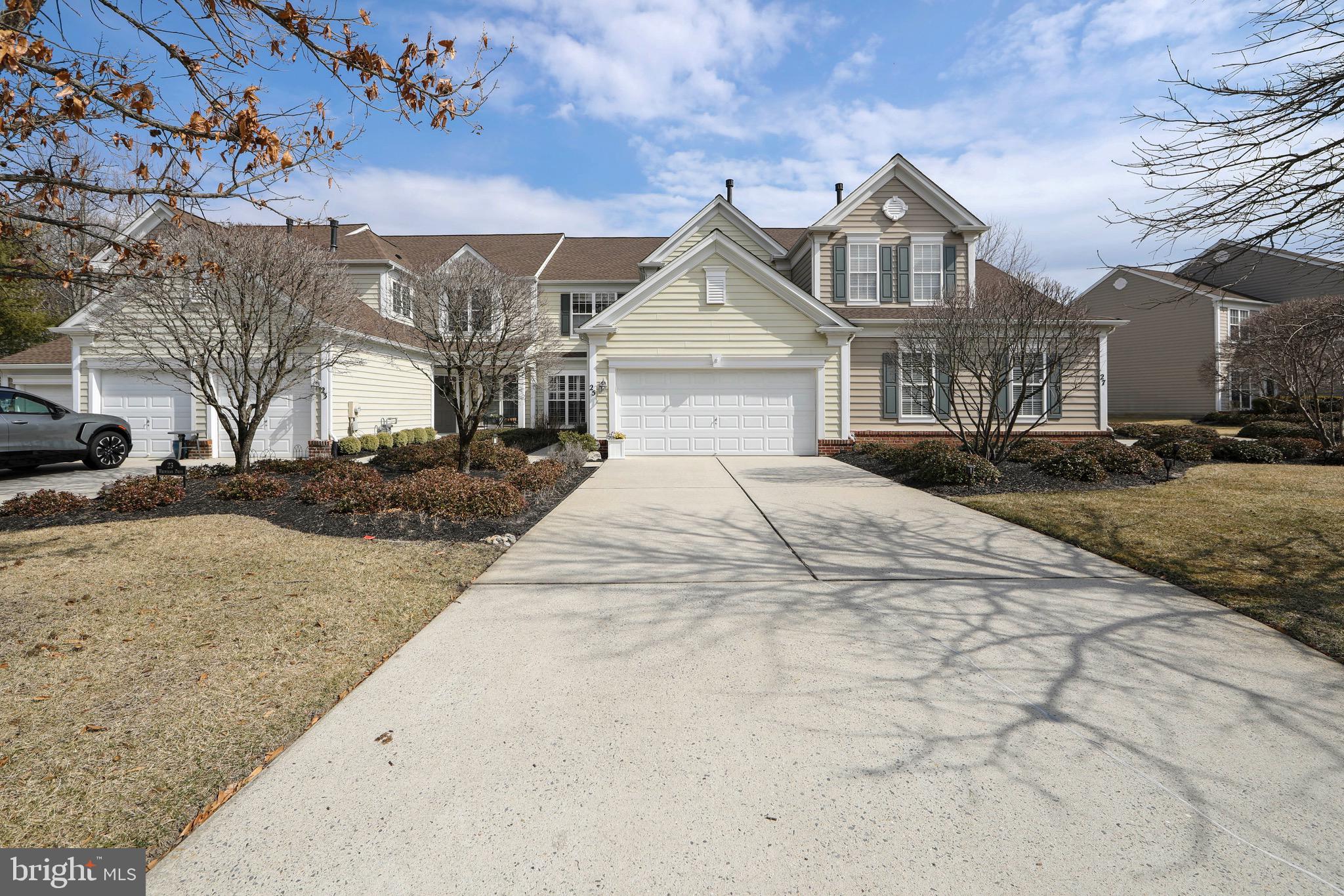 CRANBERRY LAKES - Residential