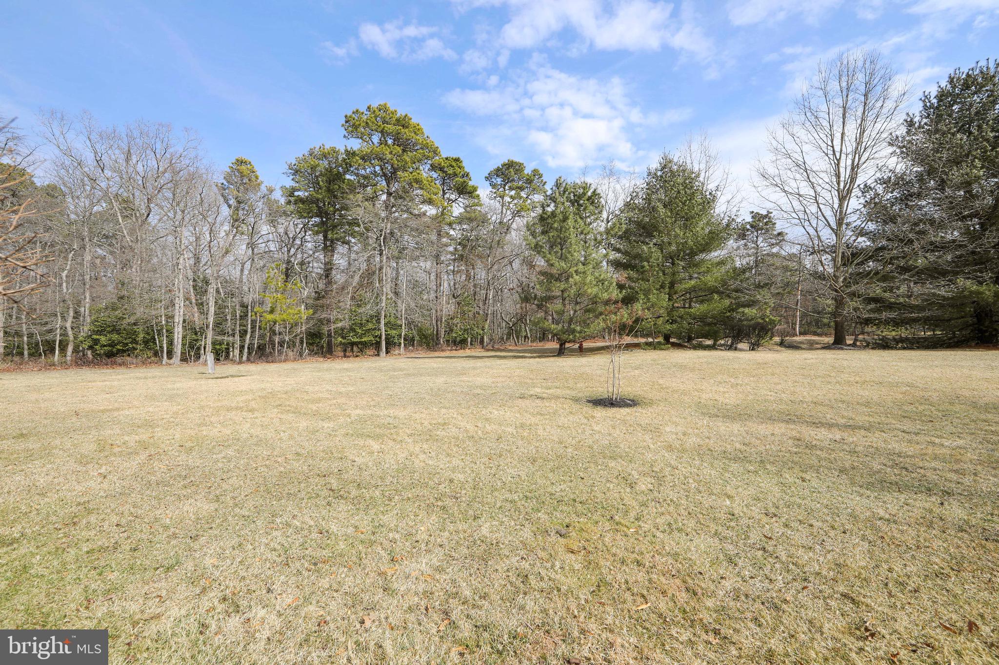 CRANBERRY LAKES - Residential