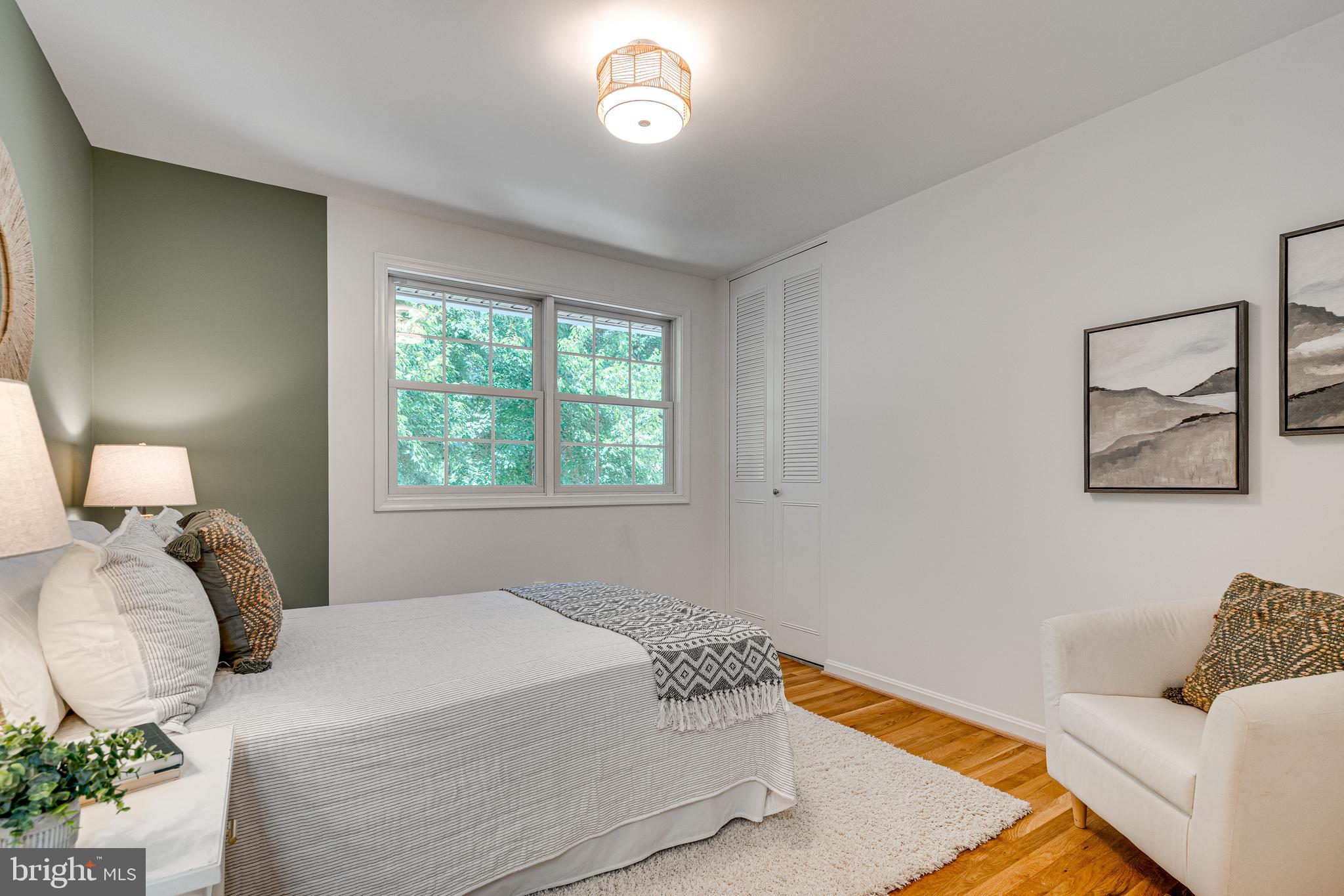 KINGS PARK WEST - Residential