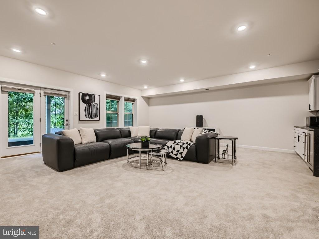 GREENLEIGH AT CROSSROADS - Residential