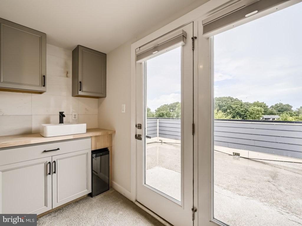 GREENLEIGH AT CROSSROADS - Residential