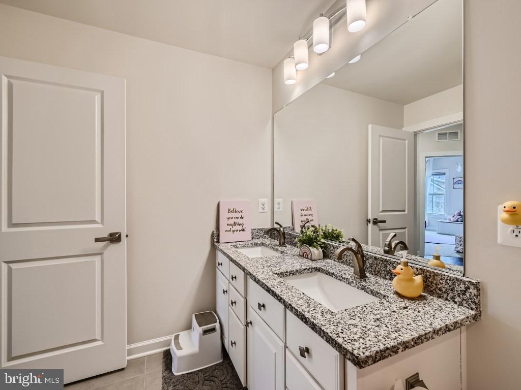 GREENLEIGH AT CROSSROADS - Residential