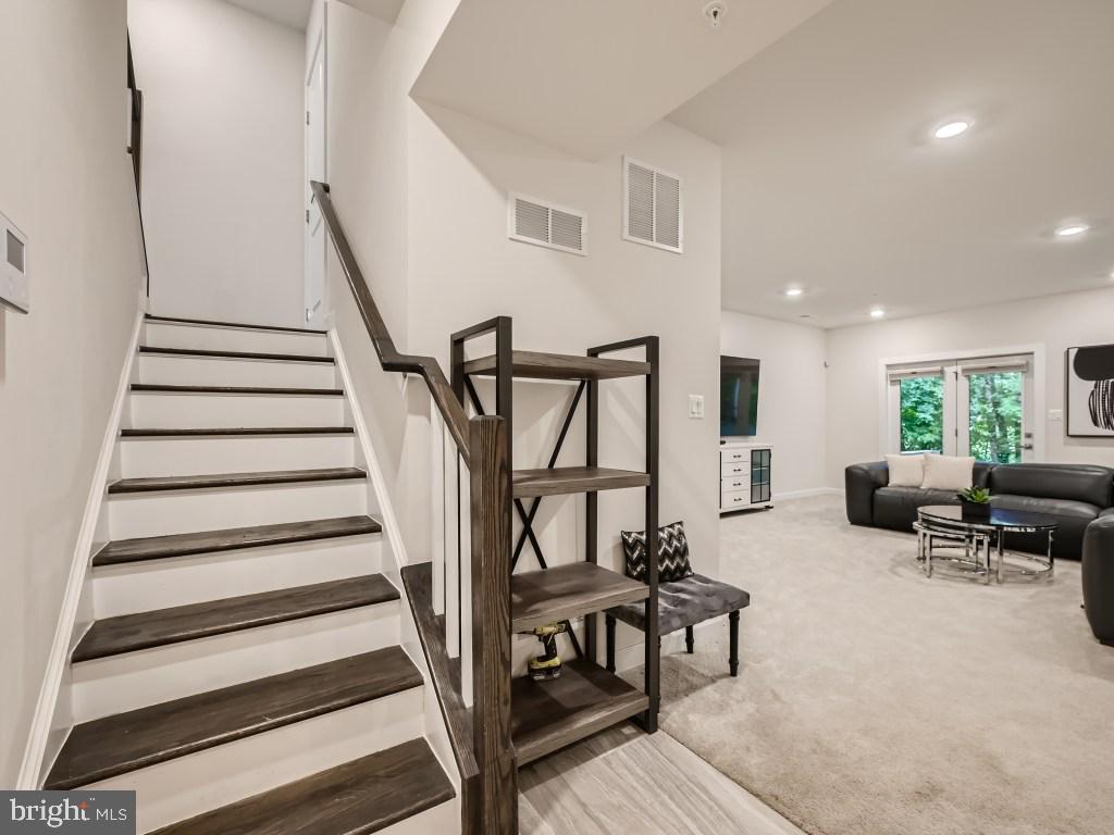 GREENLEIGH AT CROSSROADS - Residential