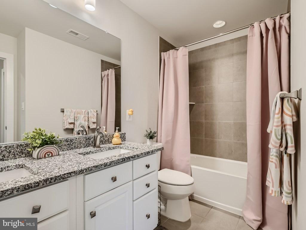 GREENLEIGH AT CROSSROADS - Residential