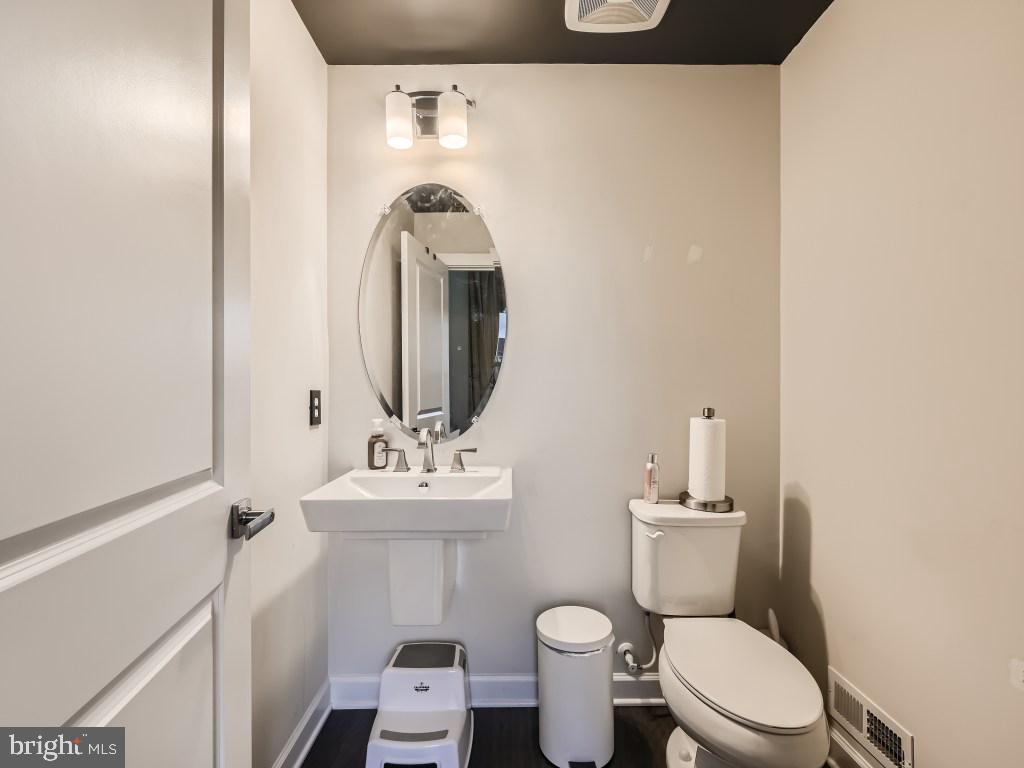 GREENLEIGH AT CROSSROADS - Residential