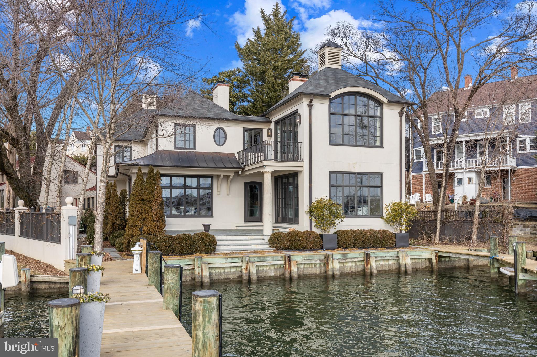 HISTORIC DISTRICT - Residential