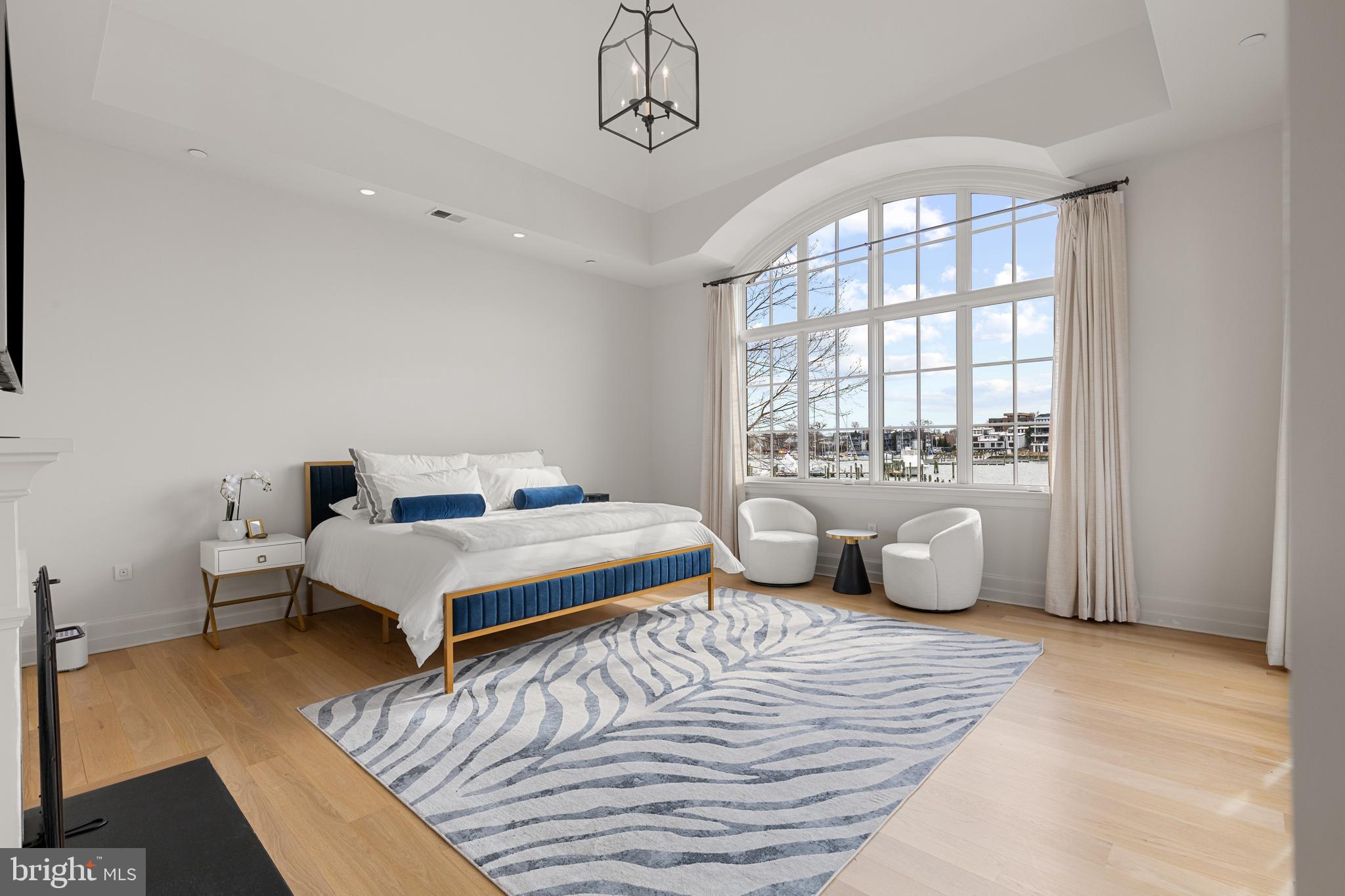 HISTORIC DISTRICT - Residential