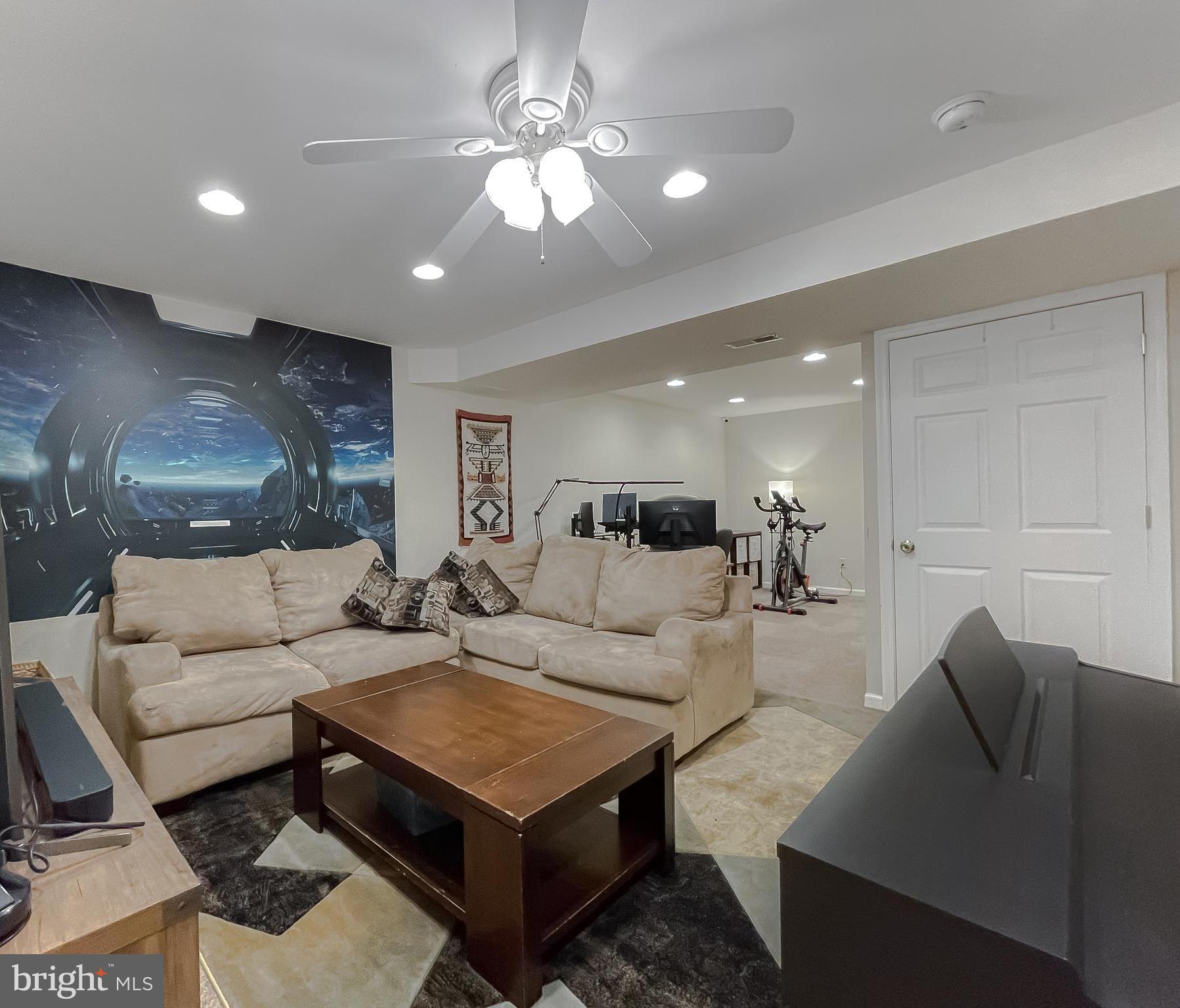 EMERALD HILLS ESTATES - Residential