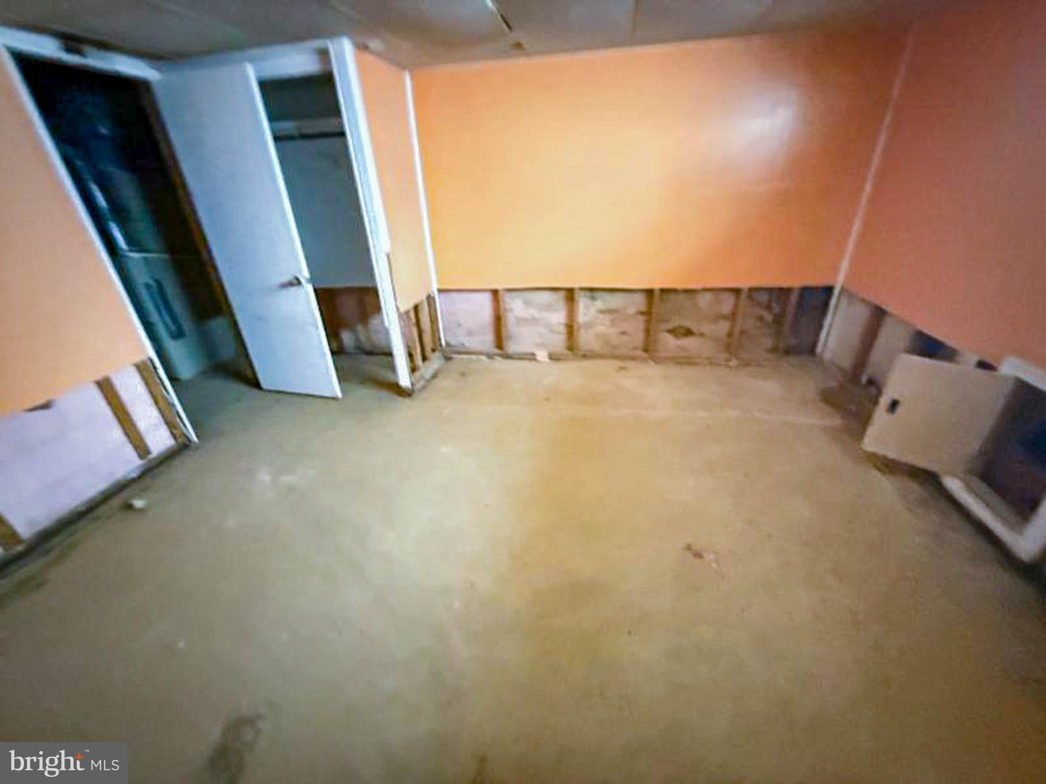 MAYFAIR (WEST) - Residential