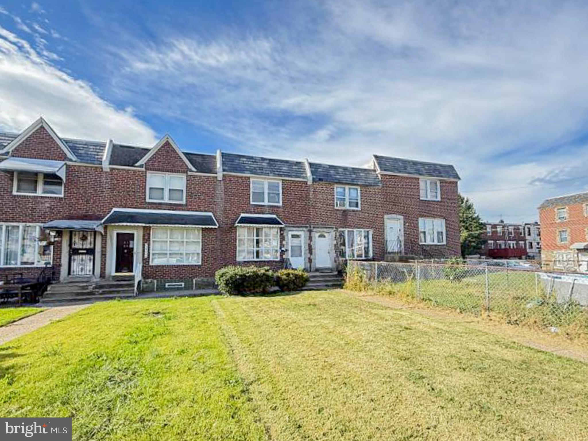 MAYFAIR (WEST) - Residential