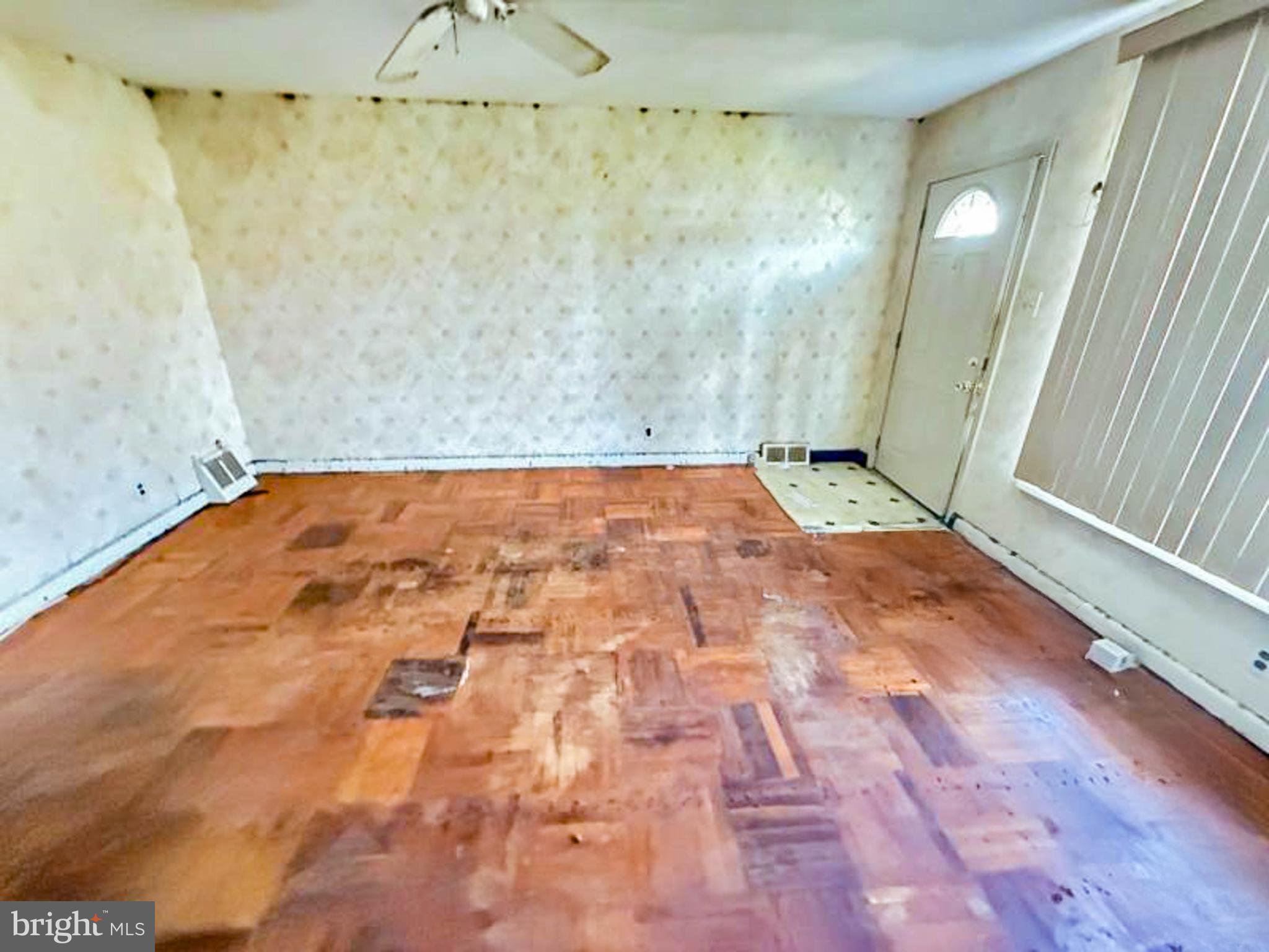 MAYFAIR (WEST) - Residential