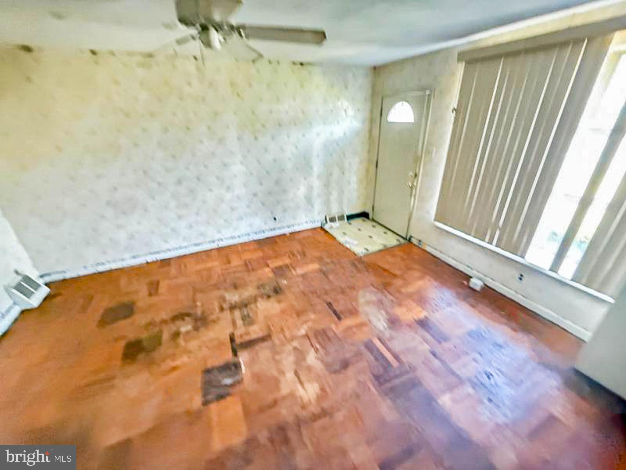 MAYFAIR (WEST) - Residential