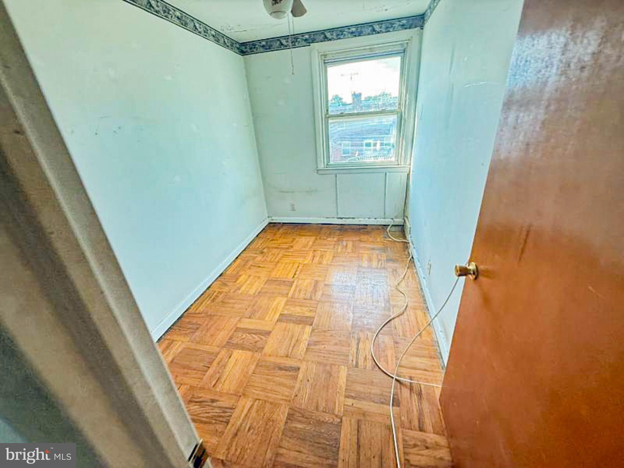 MAYFAIR (WEST) - Residential