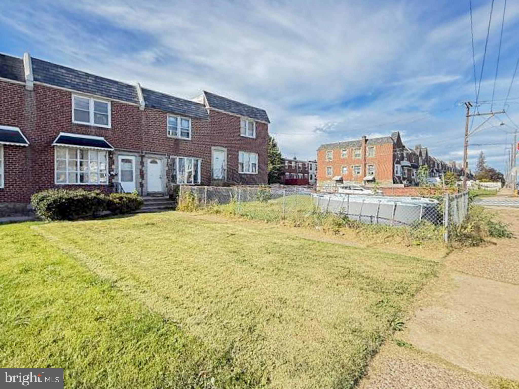 MAYFAIR (WEST) - Residential