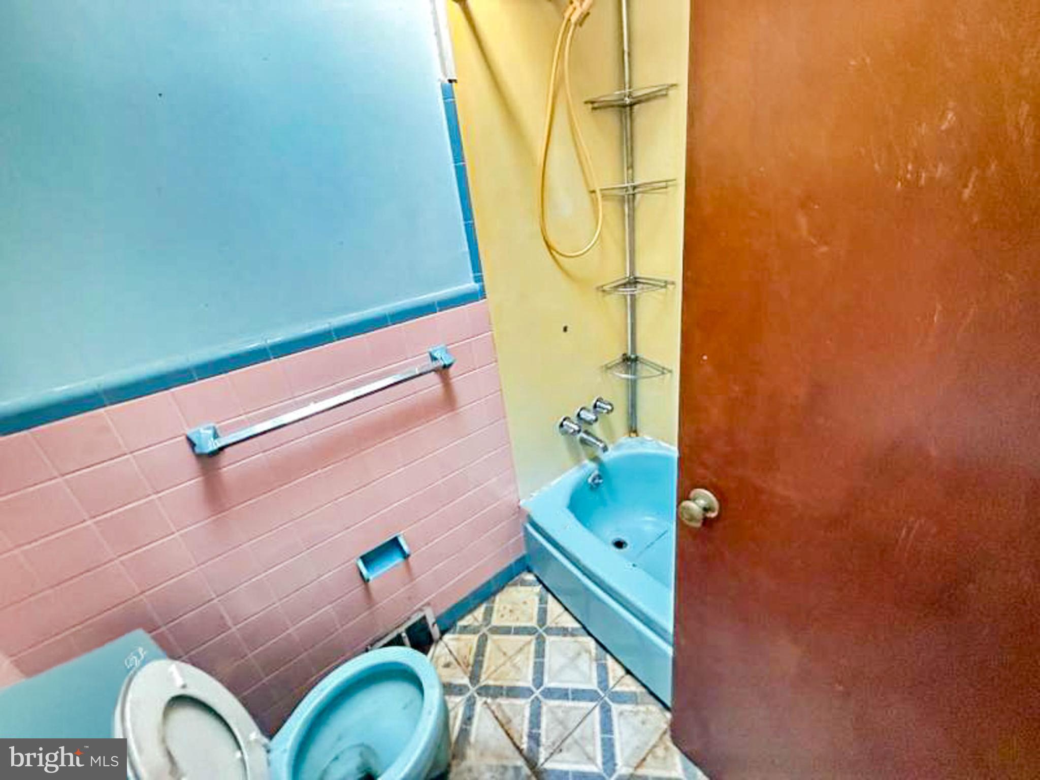 MAYFAIR (WEST) - Residential